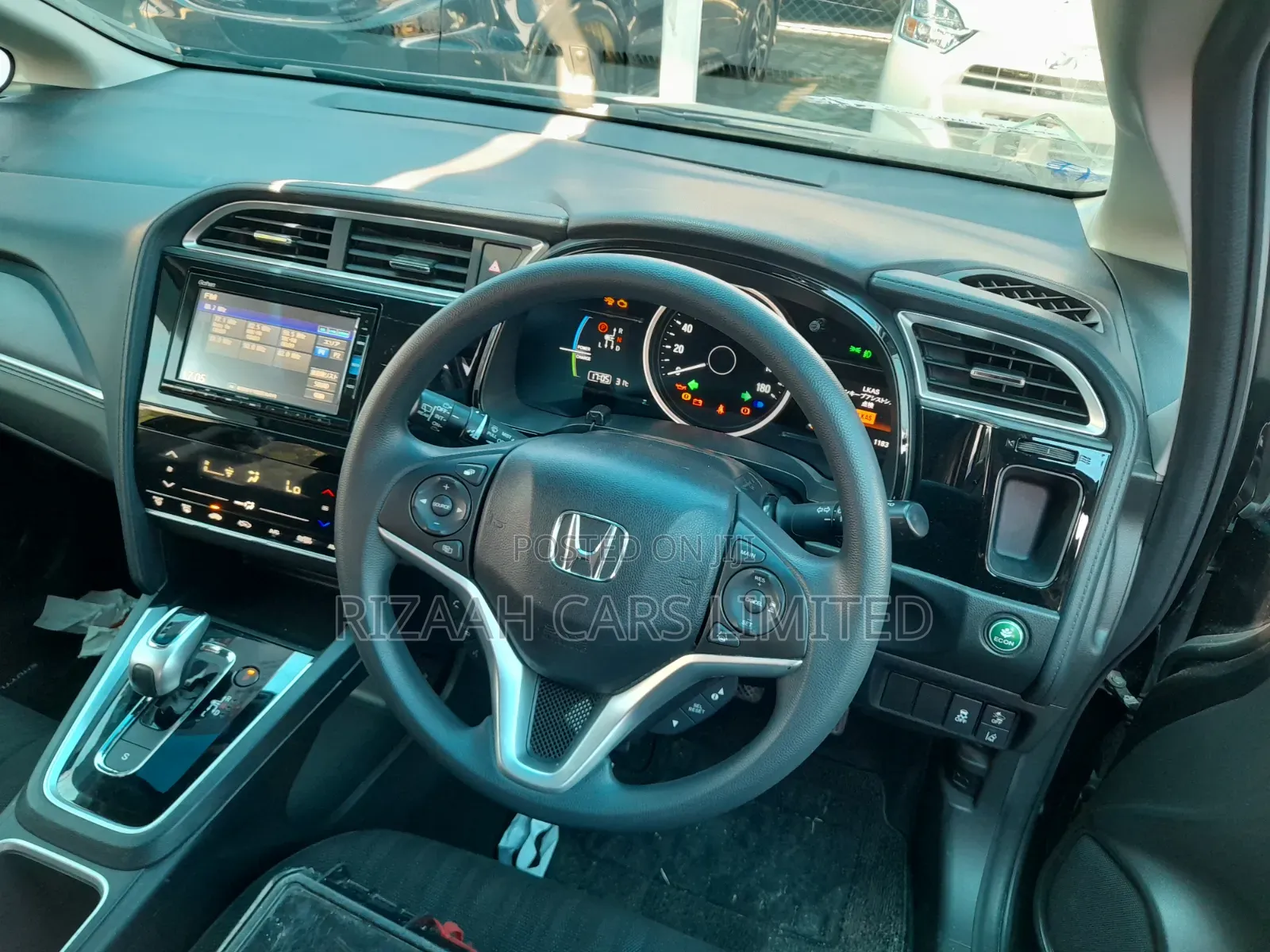 Honda Fit Shuttle 1.5 Hybrid 2WD 2019 Green