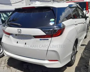 Honda Fit Shuttle 1.5 Hybrid 2WD 2020 White