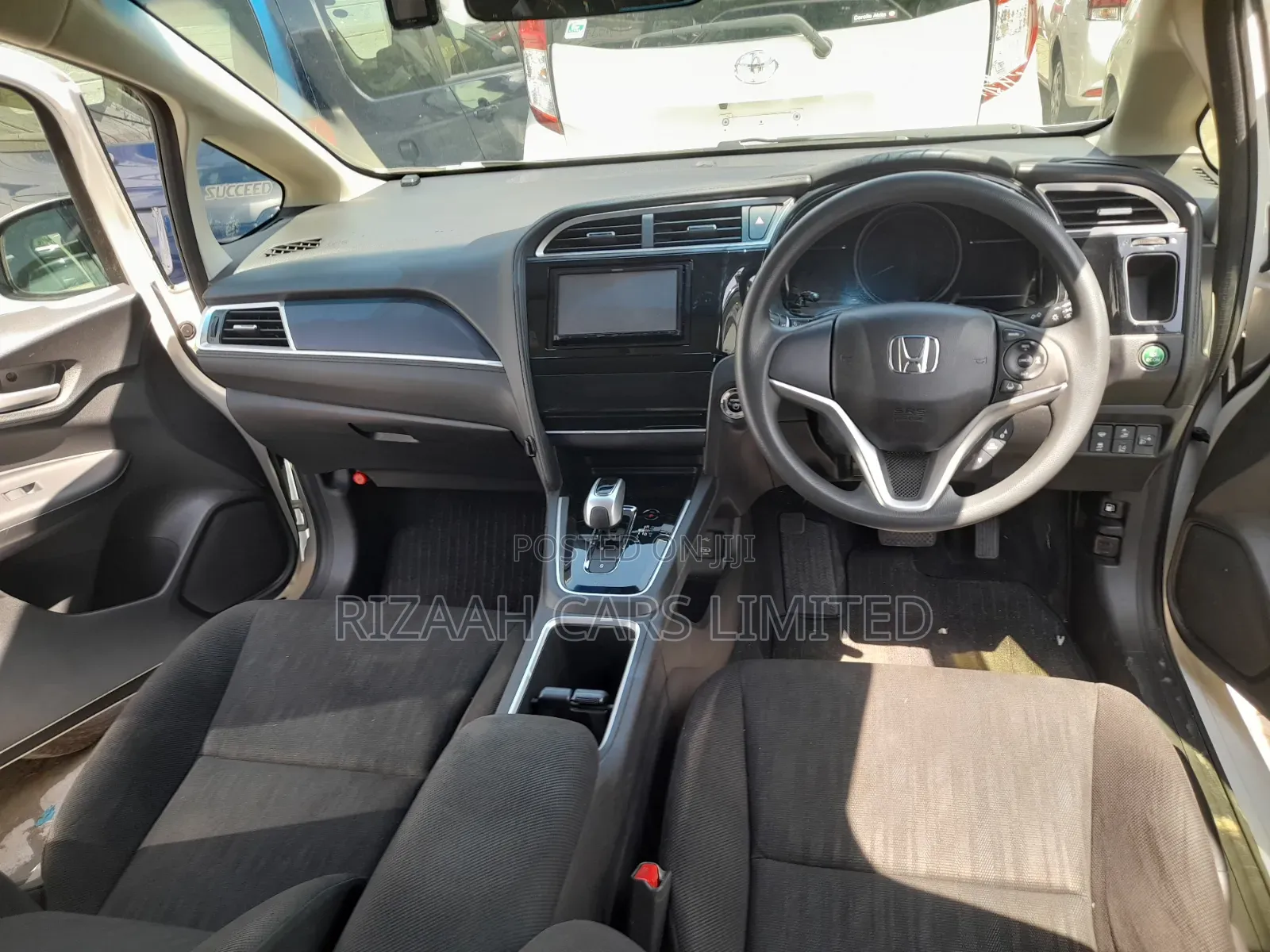 Honda Fit Shuttle 1.5 Hybrid 2WD 2020 White