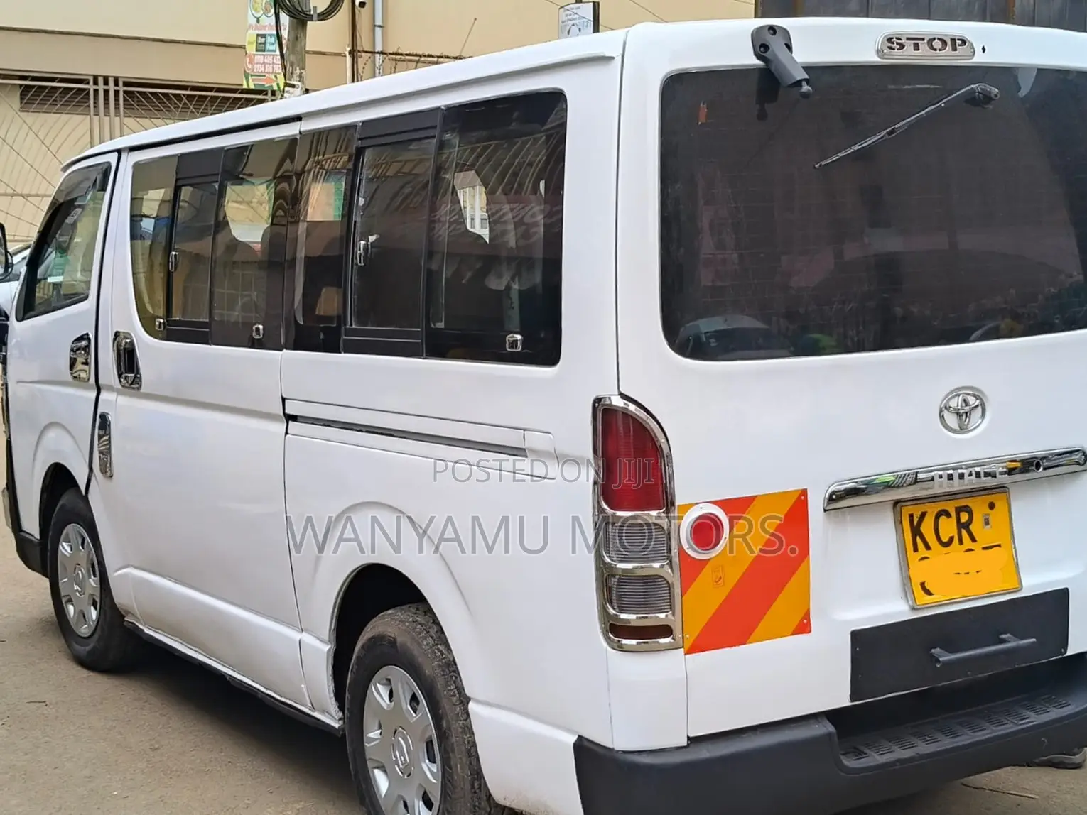Toyota HiAce 2011 White