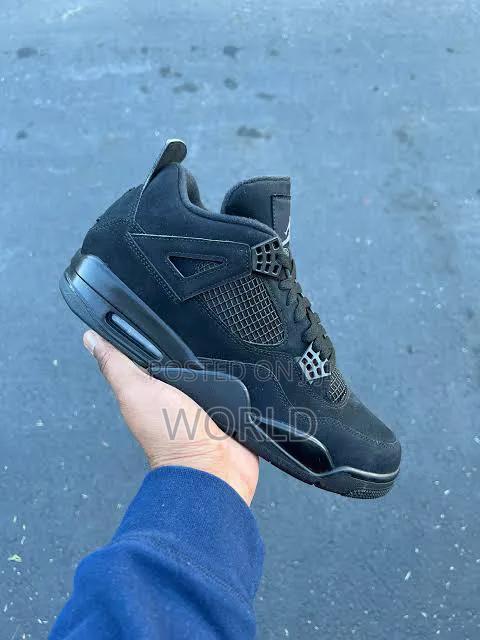 Jordan 4 Black Cats - thumbnail 2