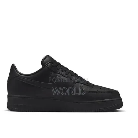 Nike Air Force 1 Black