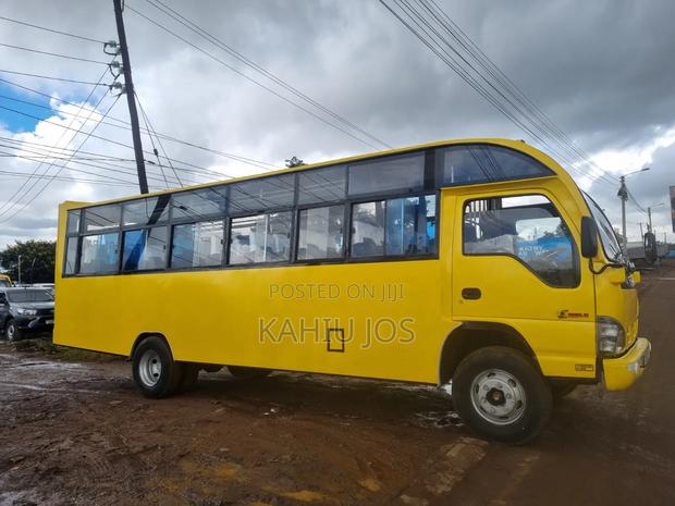 Isuzu NQR 2013 Yellow - thumbnail 7