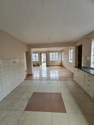 4bdrm Mansion in Kasphat, Banana for rent