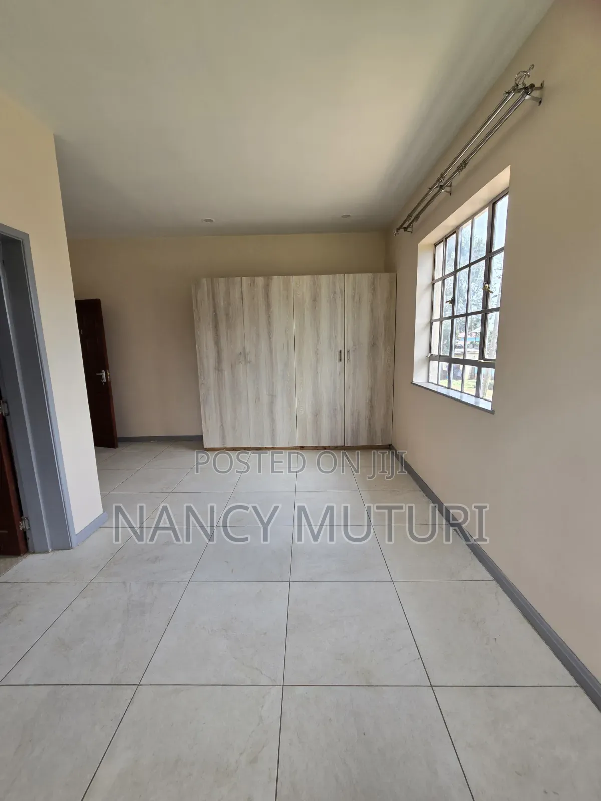 4bdrm Mansion in Kasphat, Banana for rent