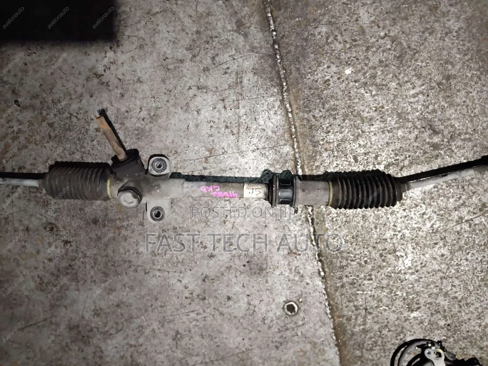 Toyota Rush Steering Rack