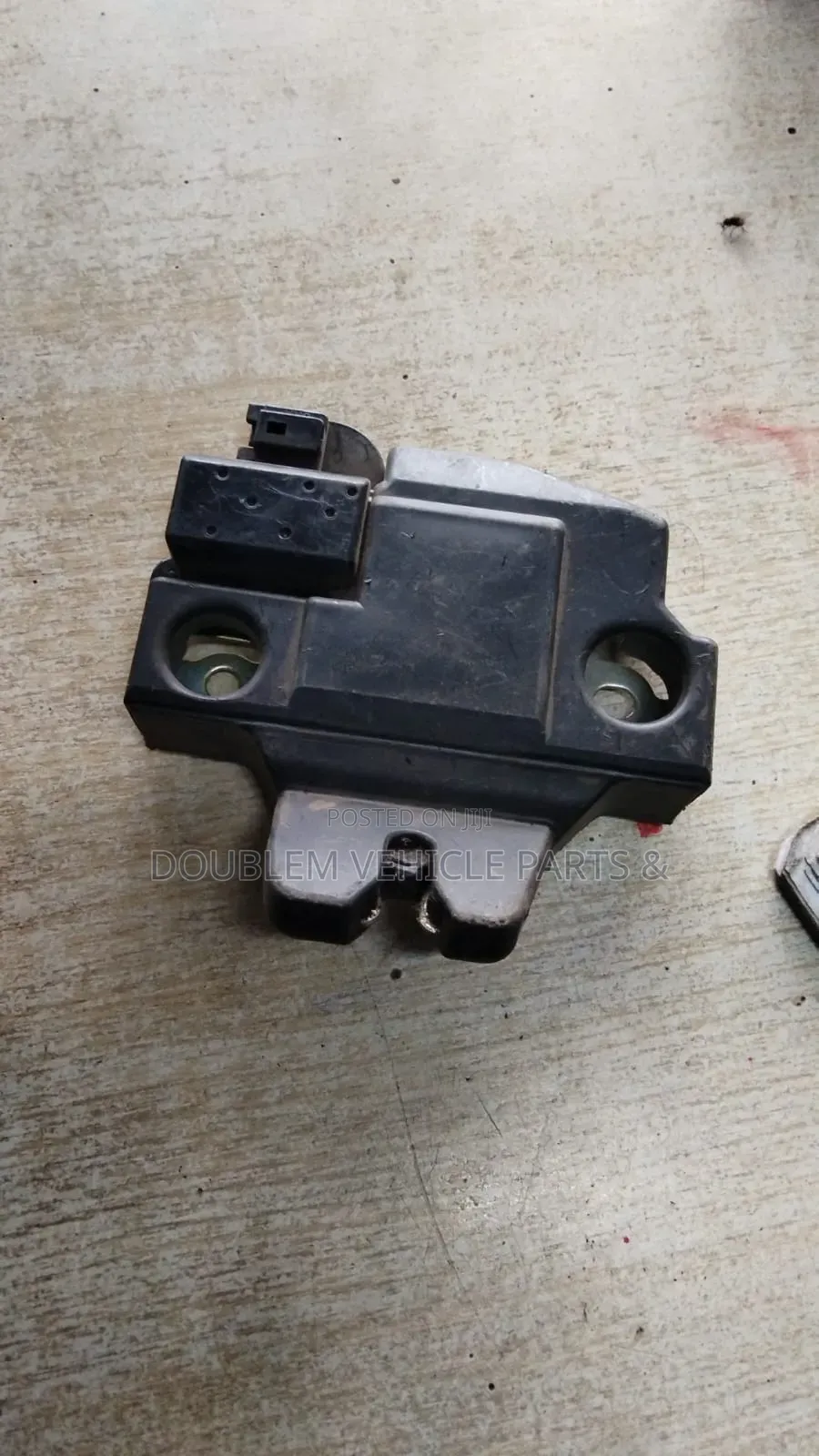 Bootlock Rear Trunk Lock Allion 2010,2011,2012,2013/265 With Sensor