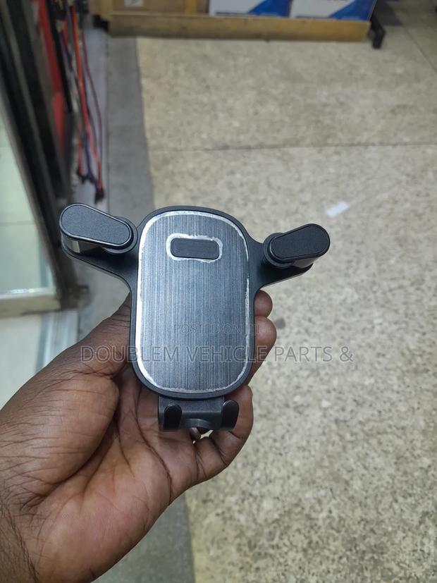 Car Phone Holder Grips on the Vents Universal High Quality/Durable