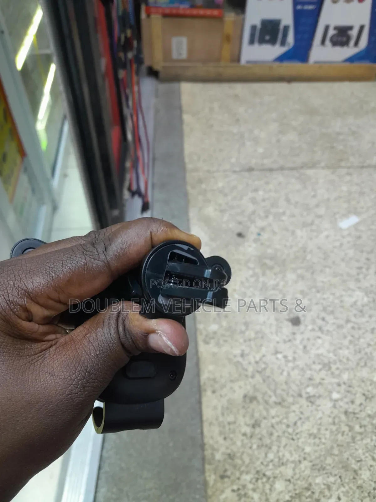 Car Phone Holder Grips on the Vents Universal High Quality/Durable