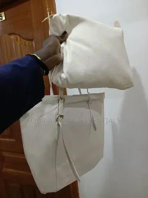 Minimalist Tote Bag With Inside Pouch