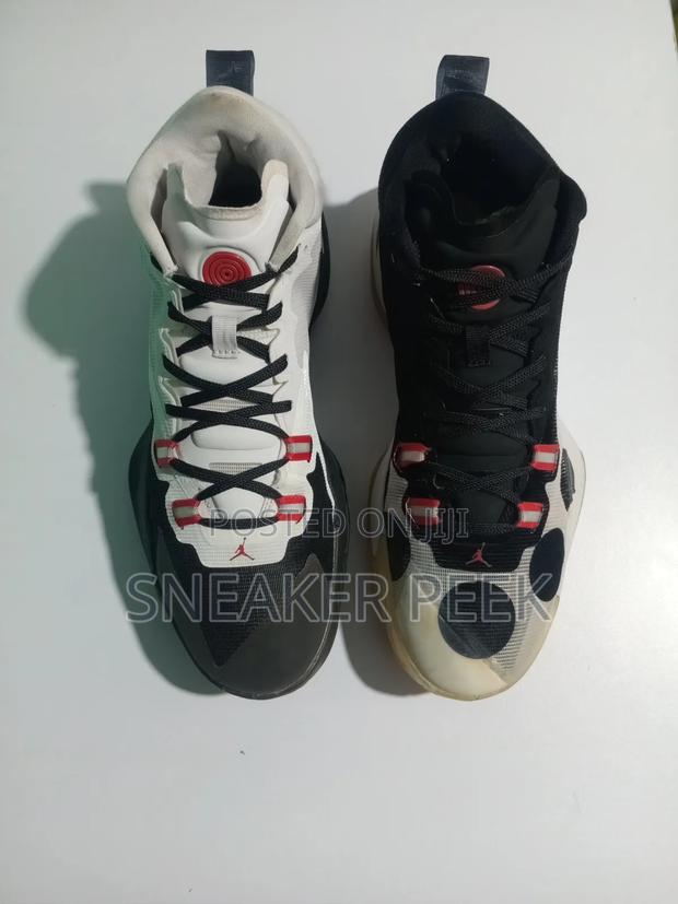 Basketball Shoes (Zion Vol 1) - thumbnail 2