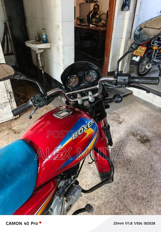 Bajaj Boxer 150 UG 2025 Red - thumbnail 2