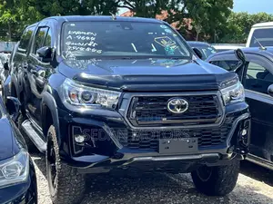 Toyota Hilux 2019 Matt Black