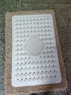 Bathroom 80×50cm Anti-Slip Bath Mat –Cd