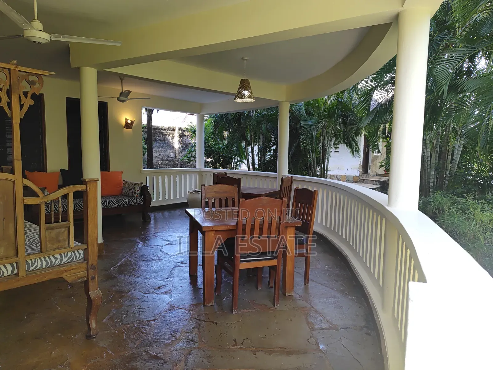 Furnished 2bdrm Apartment in Diani for sale