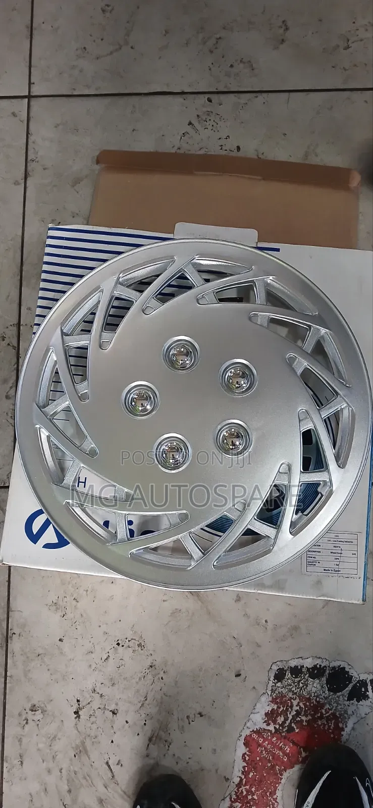 Universal Wheel Cap for Size 14 Rims