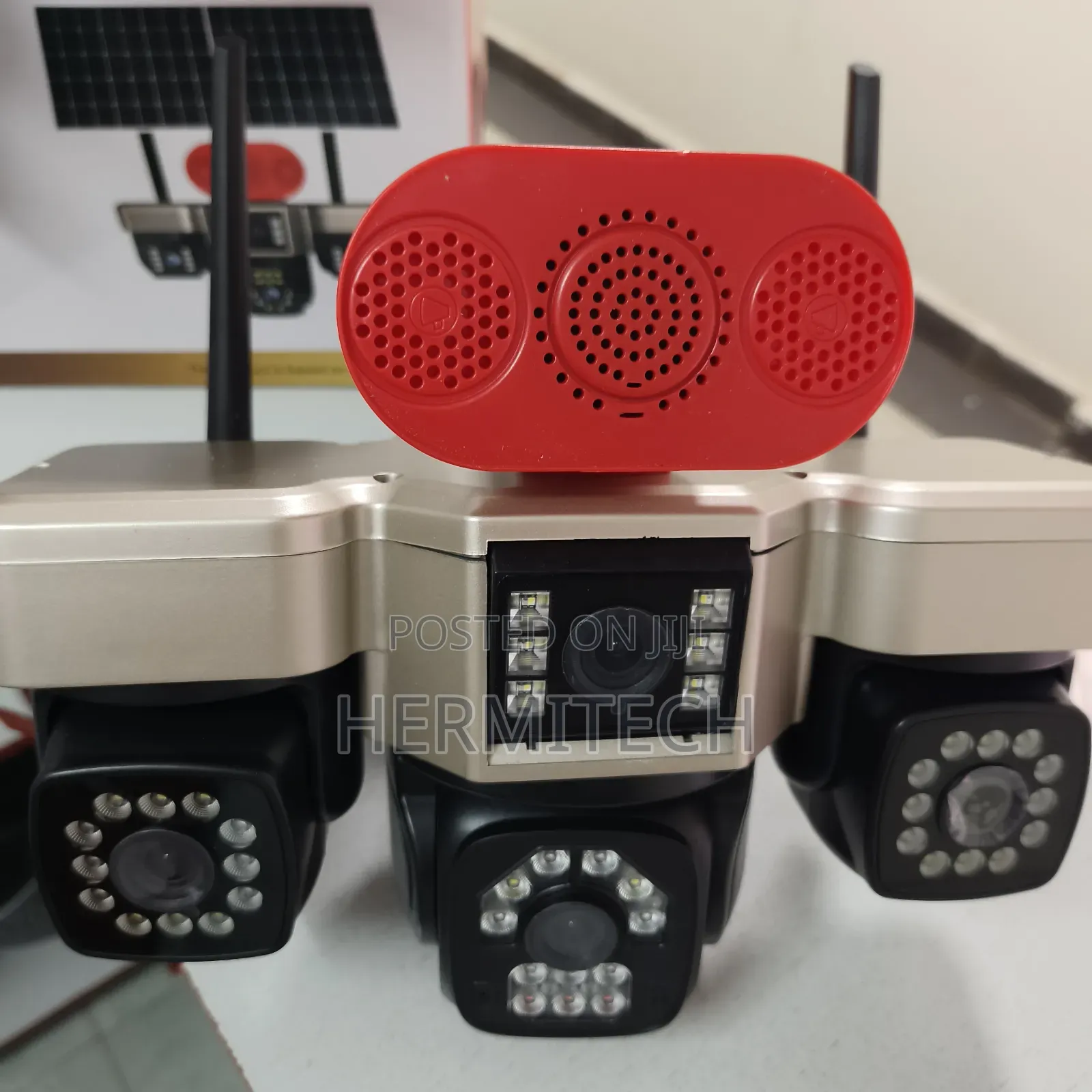 Quad-Lens CCTV 4g Model Solar Powered Floodlights for Night Vision