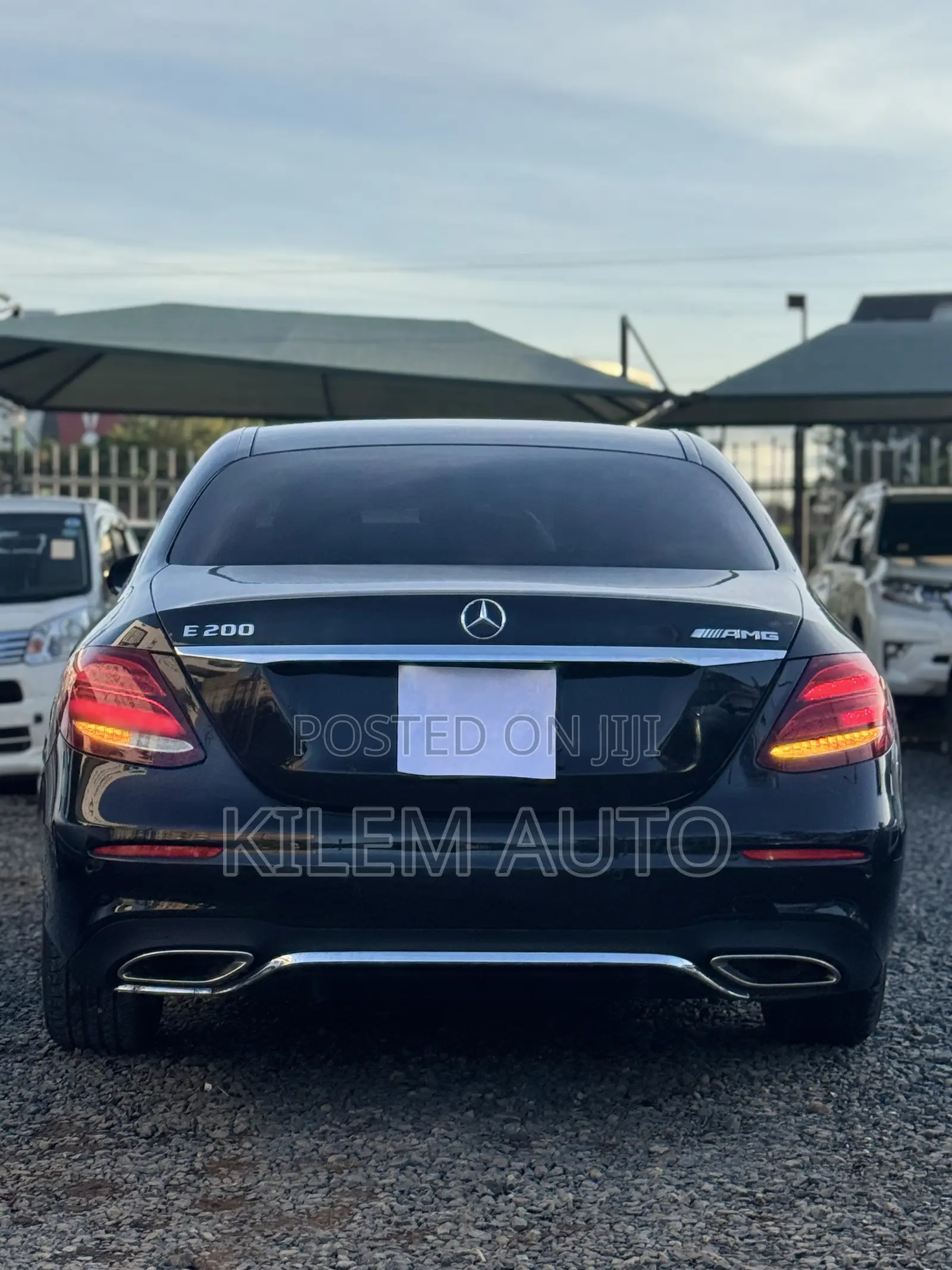 Mercedes-Benz E200 2017 Black