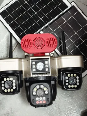 Remote Viewing 4 Lens Solar Powered CCTV 4g Smart Alarm System Outdoor