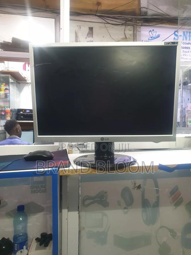 Lg 22 Inches Stretch - main view