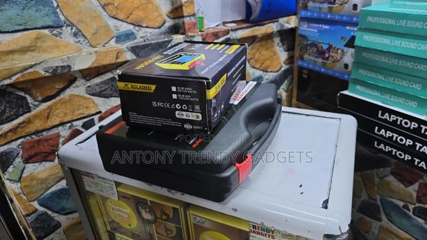 Battery Charger - thumbnail 2