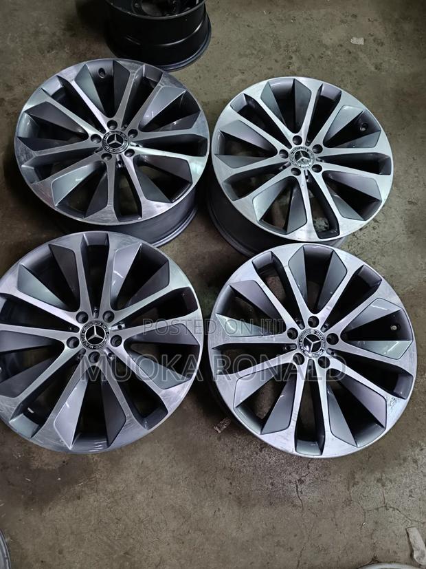 Mercedes-Benz Original Rims Size 20 - main view