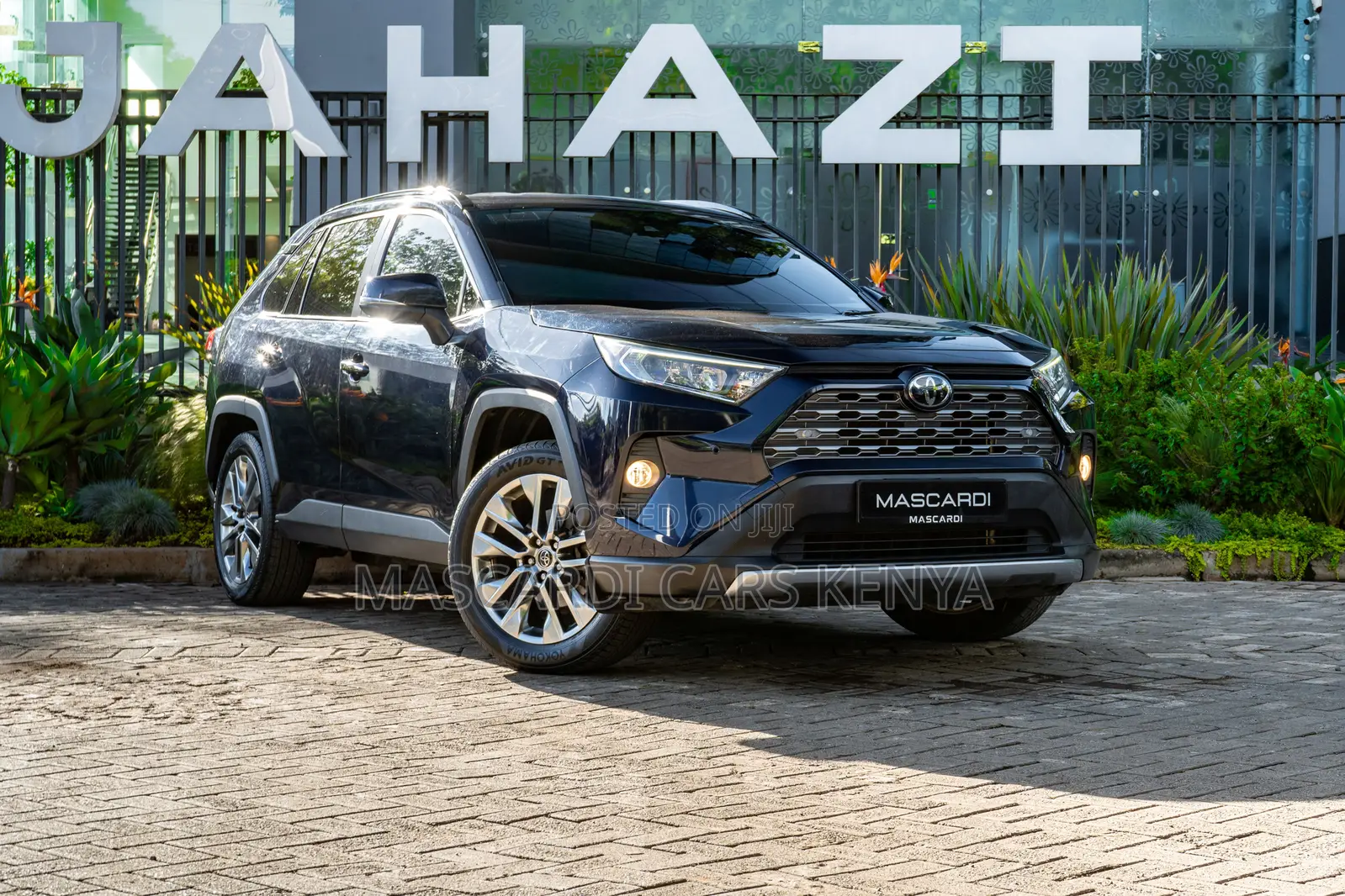 Toyota RAV4 2019 Blue