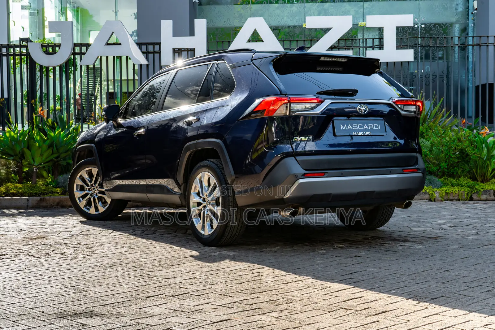 Toyota RAV4 2019 Blue