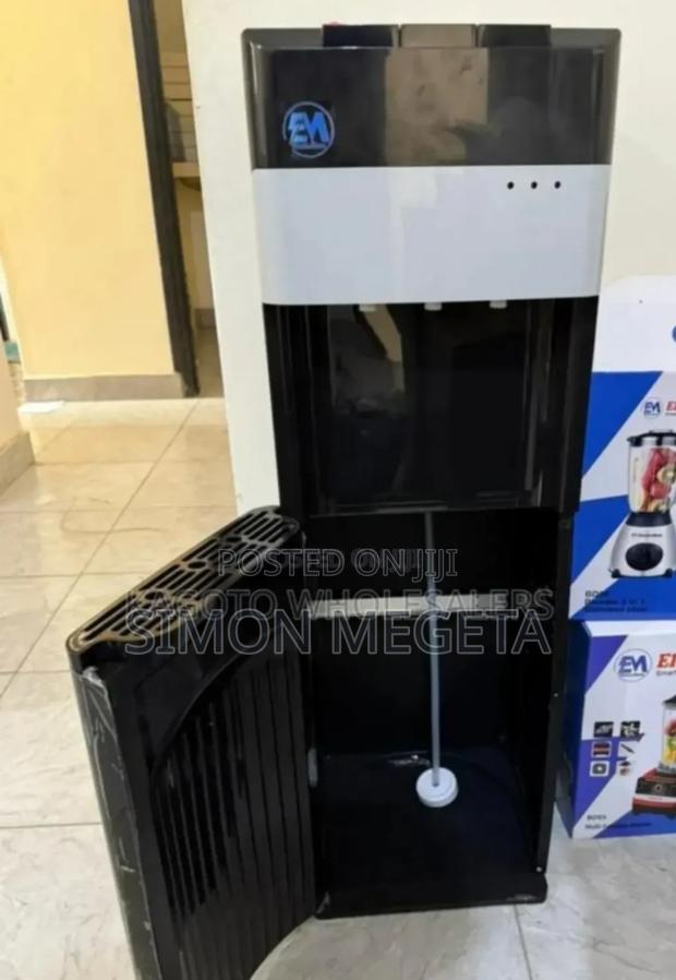 Black and White Electromate Bottom Load 3 Taps Standing Dispenser