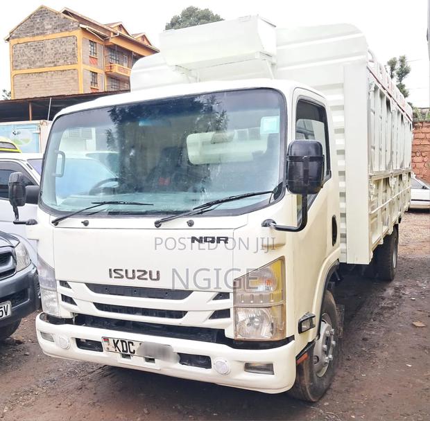 Isuzu NQR 2021 White - thumbnail 3