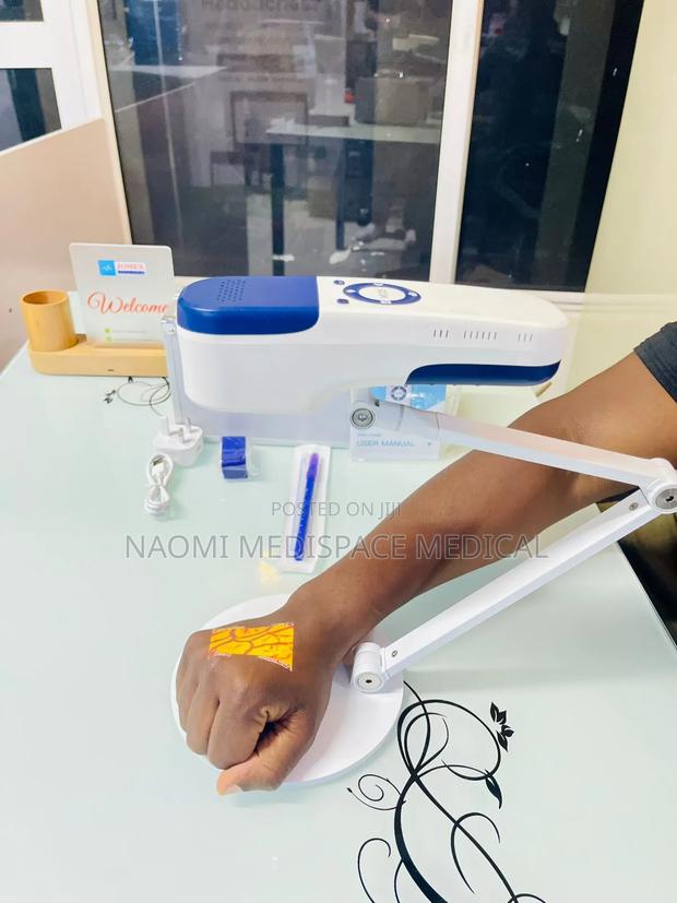 Commercial Vein Finder With Table Stand