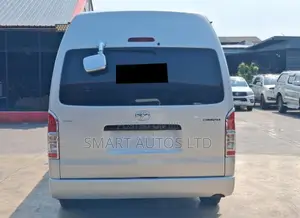 Toyota HiAce 2019 Silver
