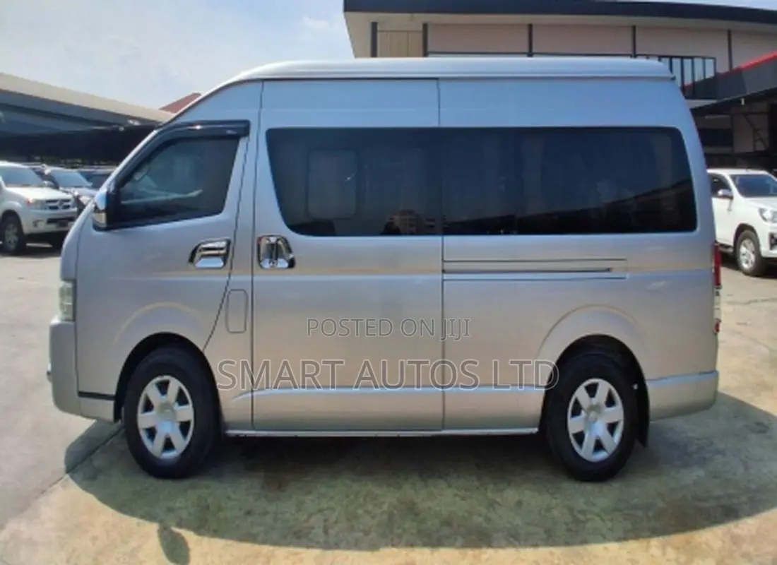 Toyota HiAce 2019 Silver
