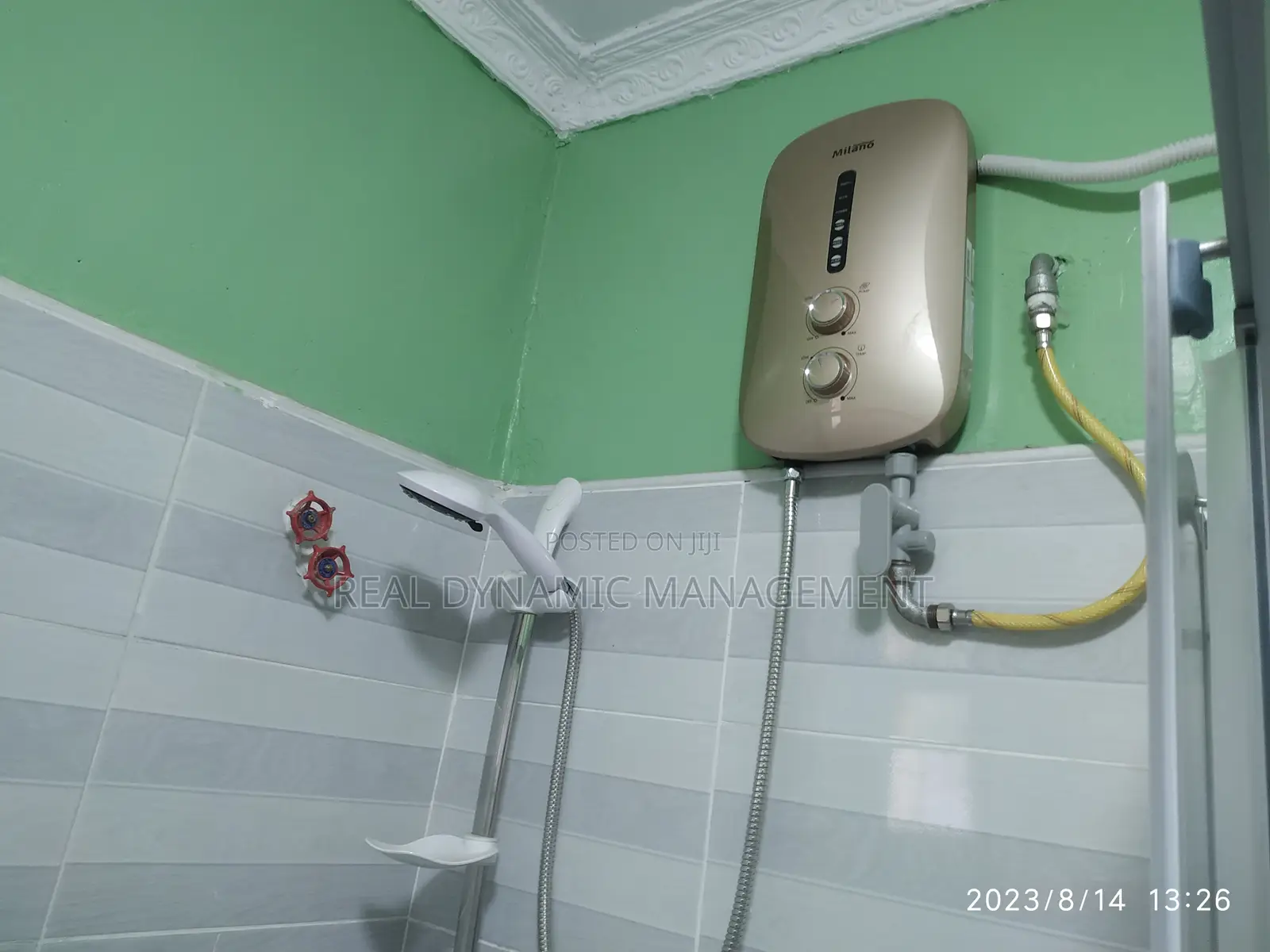 3bdrm Maisonette in Plainsville, Gate B for rent