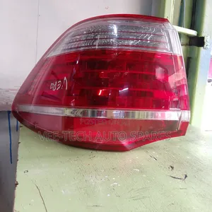 Toyota Crown Taillight 2010 Royal Saloon