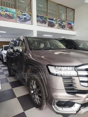 Toyota Land Cruiser LC300 2022 Brown