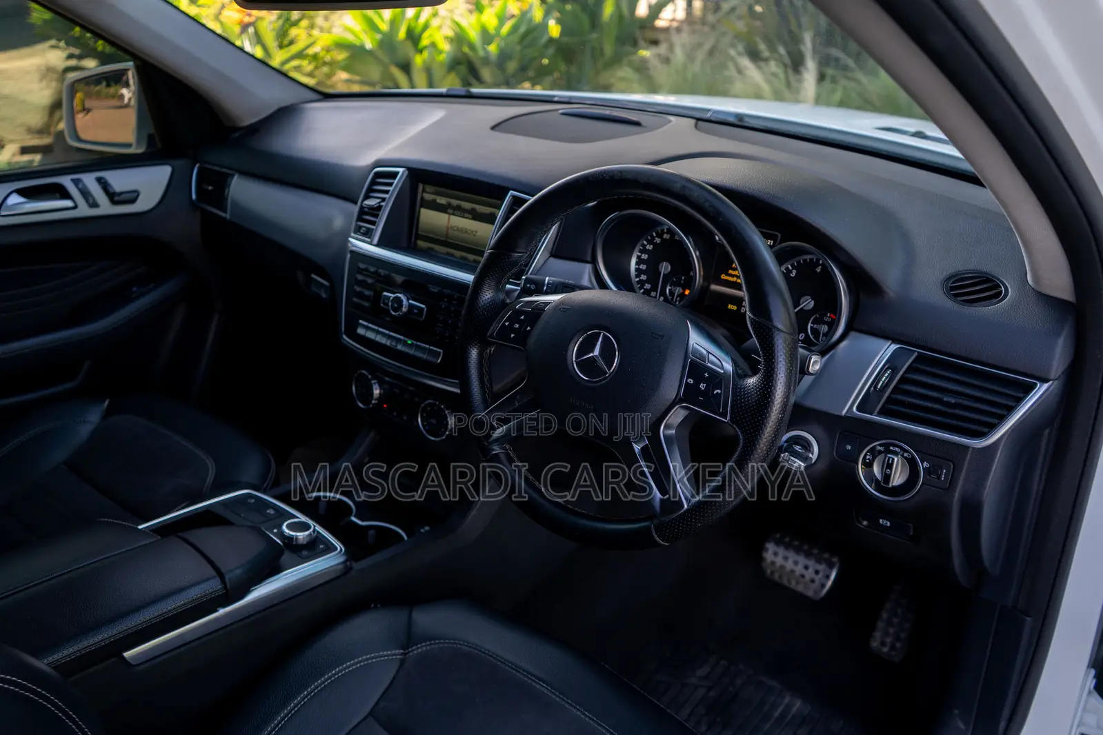 Mercedes-Benz M Class 2013 White