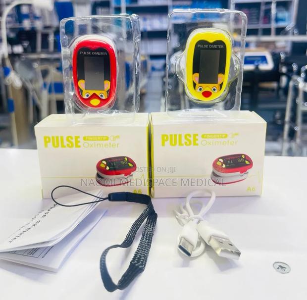 Pedeatric Fingertip Pulse Oximeter