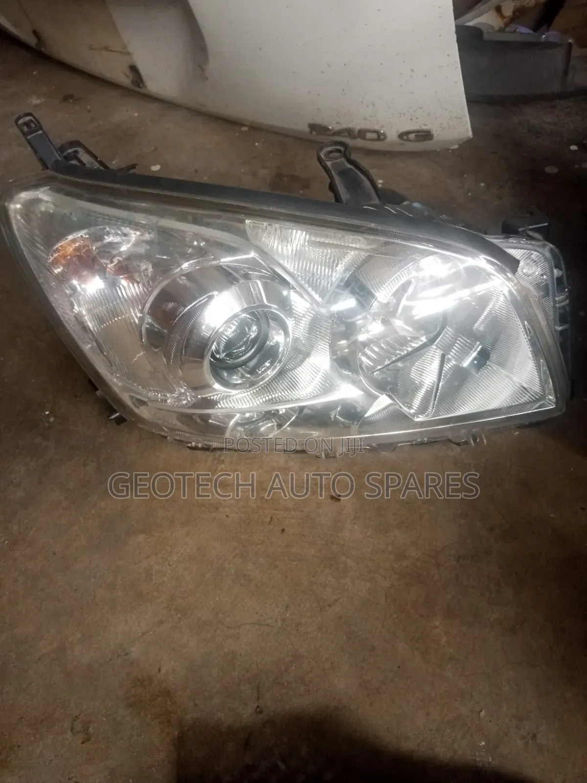Rav4 Ac 36 Xenon Headlight