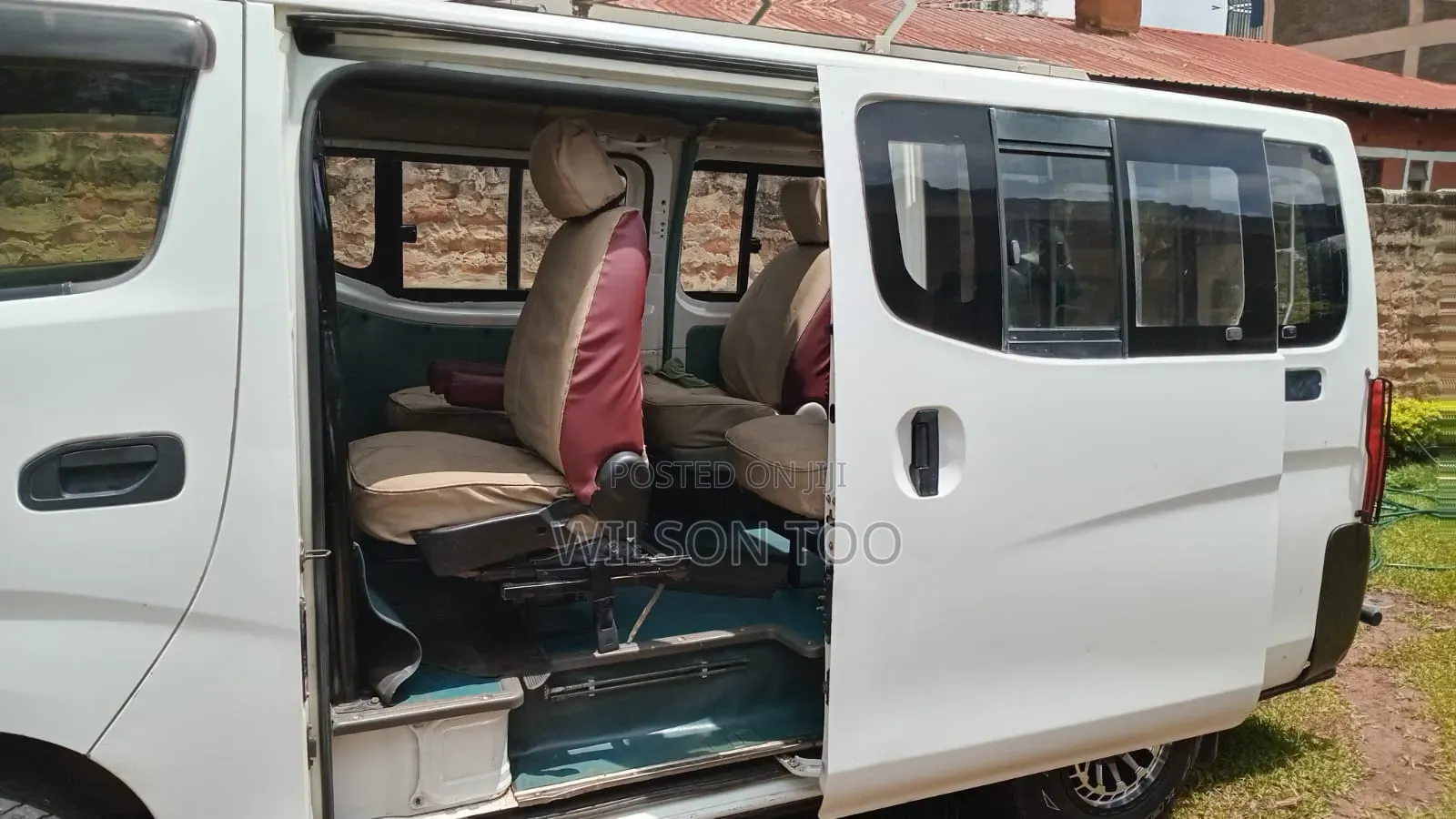 Nissan Caravan 2013 White