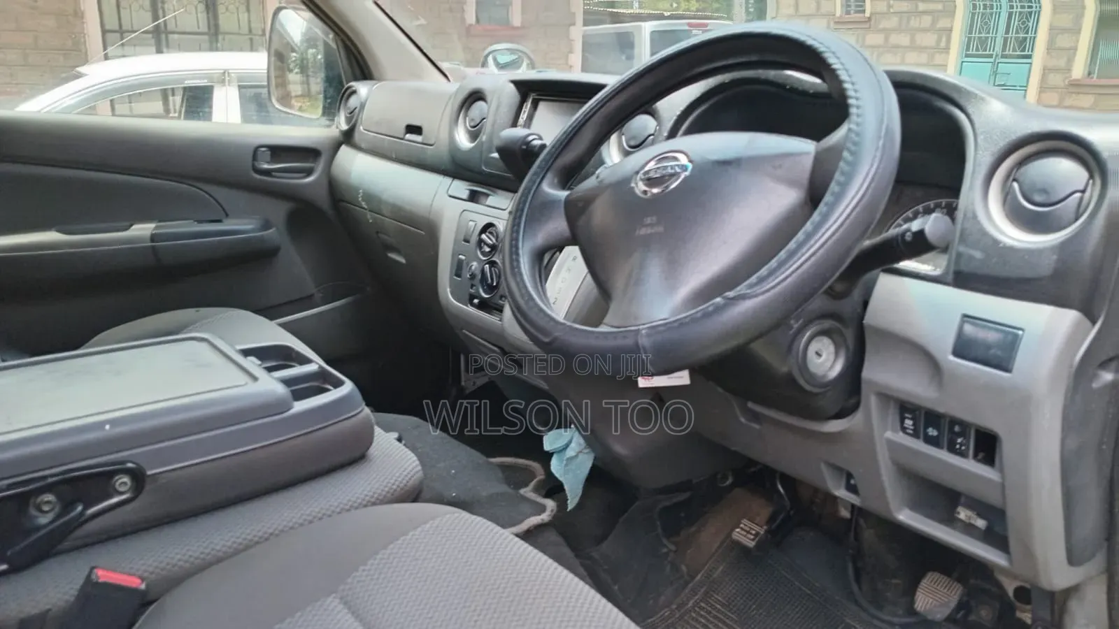 Nissan Caravan 2013 White