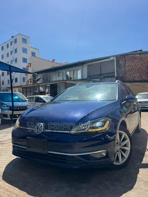 Volkswagen Golf 2019 Blue