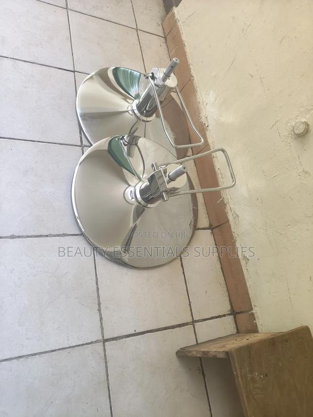 Styling Chair/ Small Base and Hydraulic