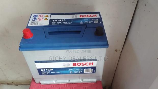 Bosch 12v 70ah - main view