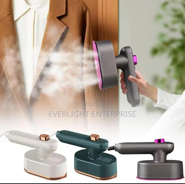 Mini Portable Steam Ironing Machine Available
