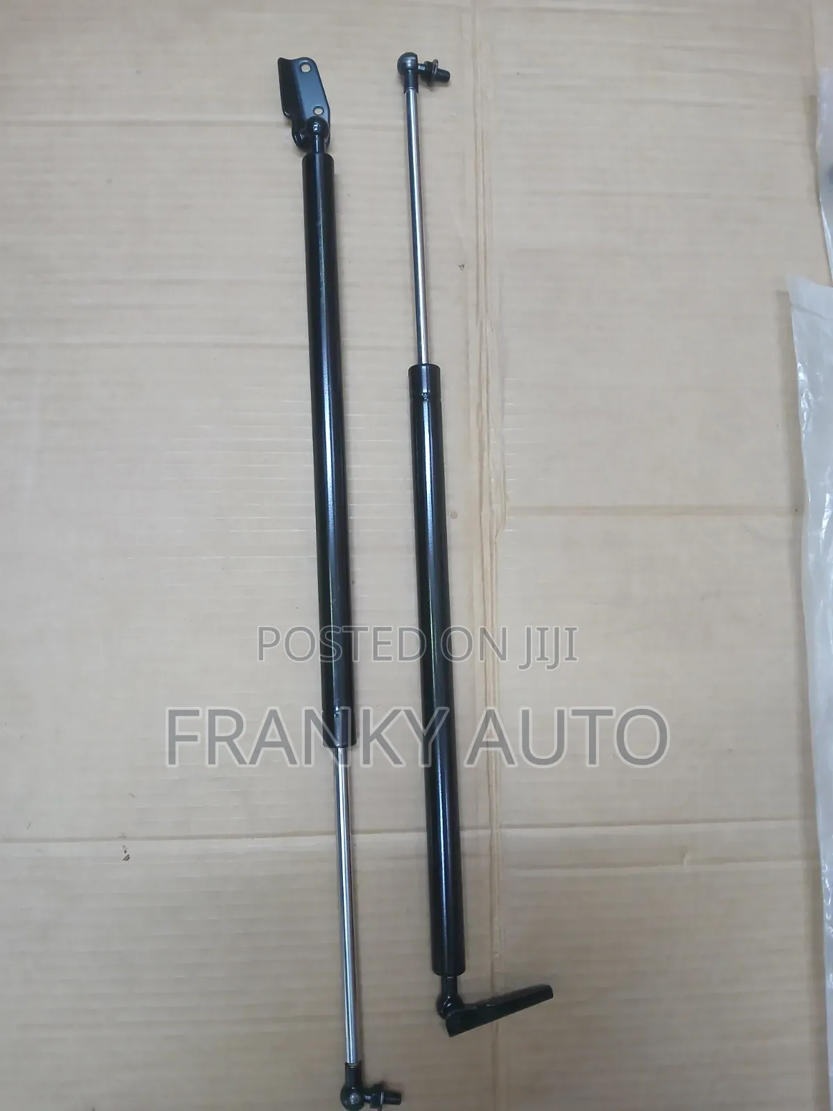 Boot Shock Nissan Wingroad Y12