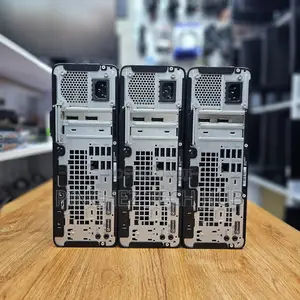 Desktop Computer HP EliteDesk 705 8GB AMD Ryzen 5 SSD 256GB