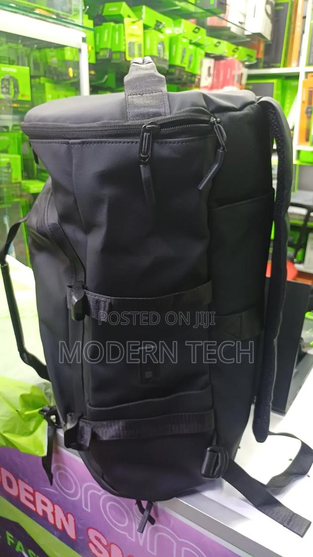Oraimo Multigo 3-in-1 Travel Backpack With Type-C Charging Port - thumbnail 2