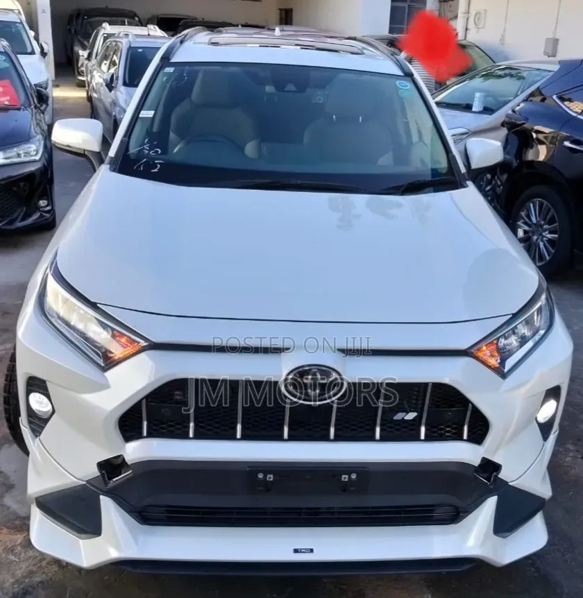 Toyota RAV4 2020 Pearl