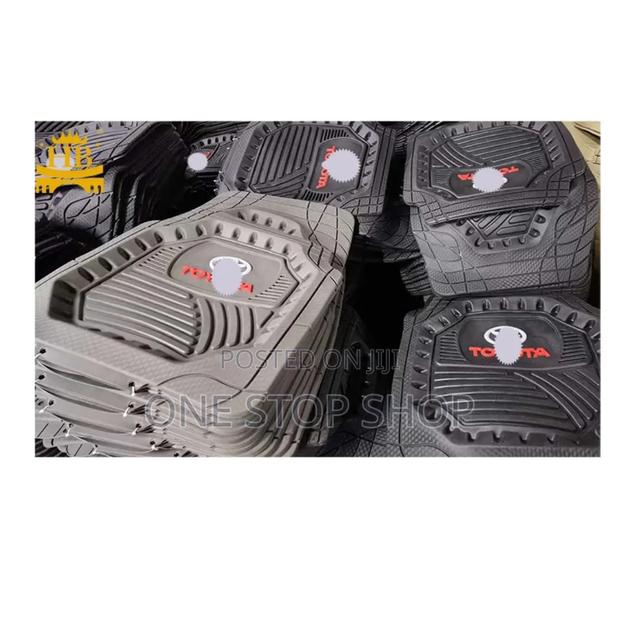 5pc Toyota Logo Mats Prevents Floor From Dirt,Spills,Road Salt